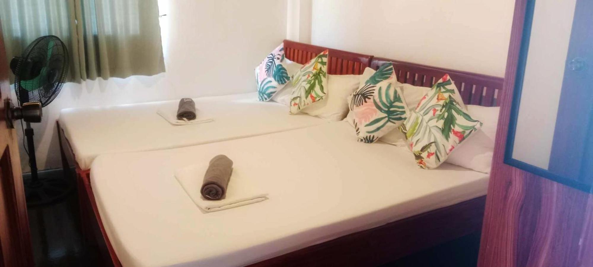 Triangle Huts Hotel Pagudpud Kültér fotó