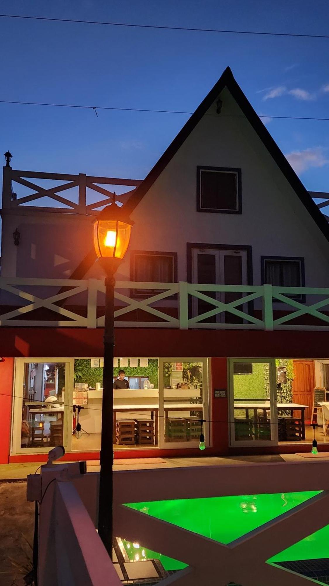 Triangle Huts Hotel Pagudpud Kültér fotó