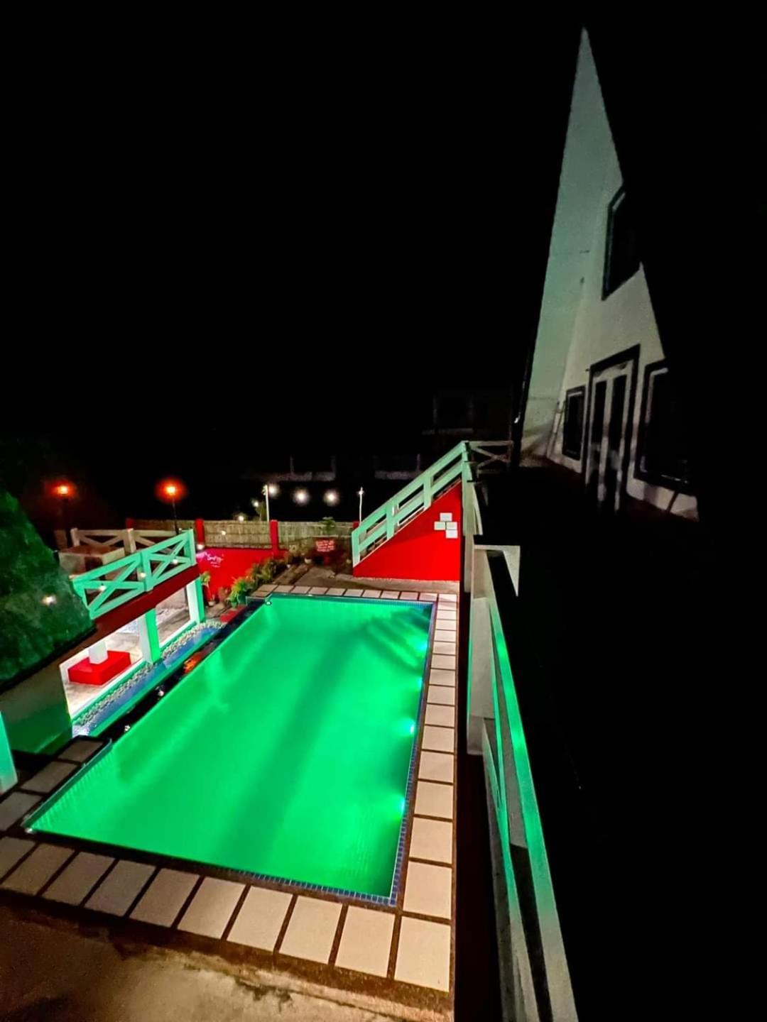 Triangle Huts Hotel Pagudpud Kültér fotó