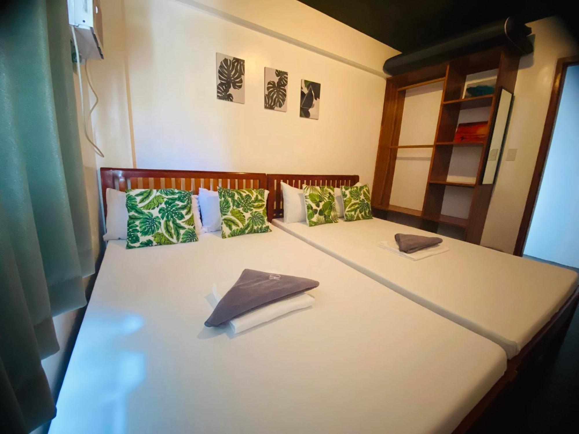 Triangle Huts Hotel Pagudpud Kültér fotó