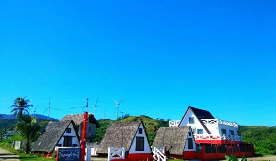Triangle Huts Hotel Pagudpud Kültér fotó