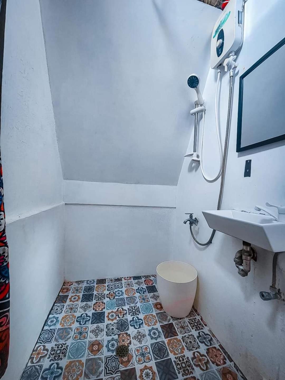 Triangle Huts Hotel Pagudpud Kültér fotó
