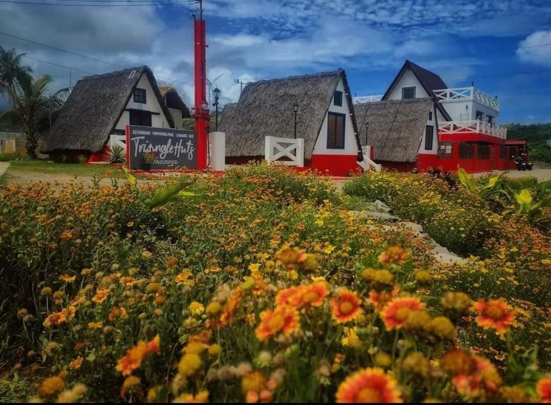 Triangle Huts Hotel Pagudpud Kültér fotó