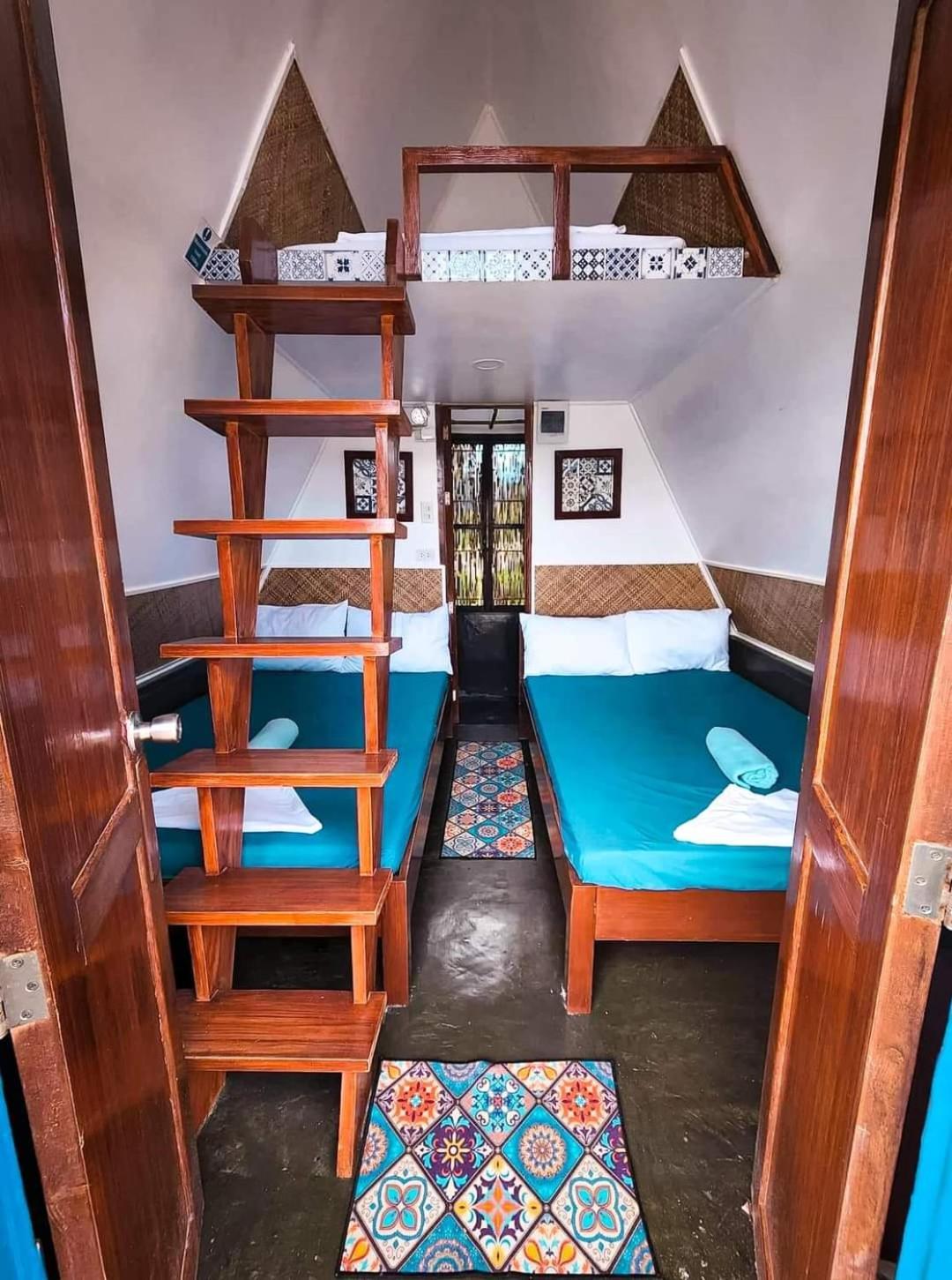 Triangle Huts Hotel Pagudpud Kültér fotó